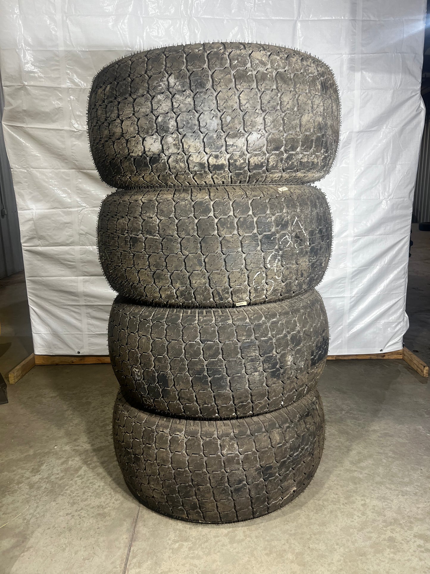 41X18LL-22.5 GALAXY TURF SPECIAL R-3 #8899