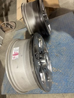 WL #13-18 RAM 2500/3500: 20X8 WHEEL SILVER