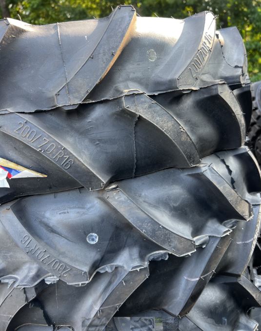 200/70R16 MITAS AC70T (25 AVAILABLE)