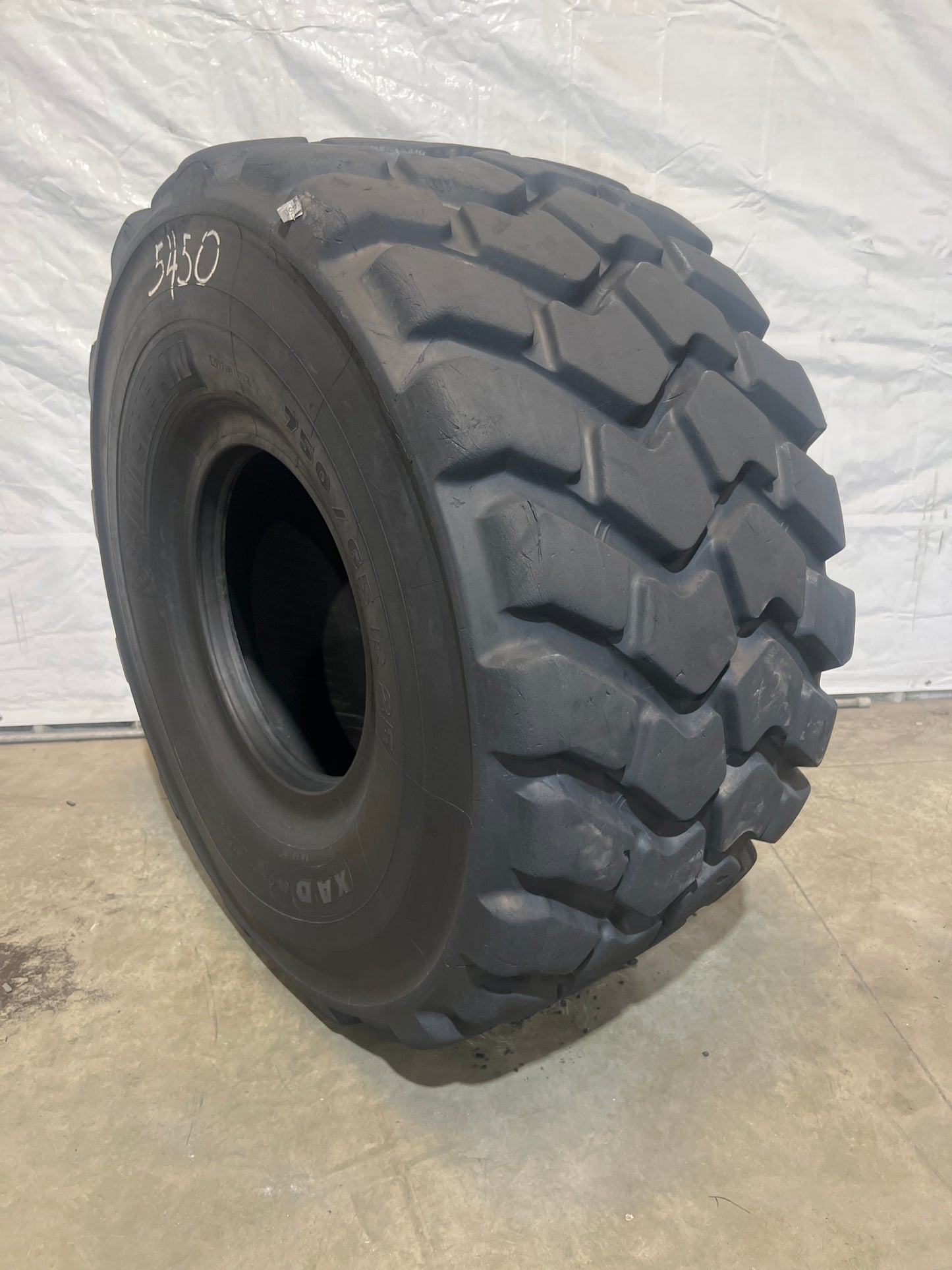 750/65R25 MICHELIN XAD SUPER E3-T #5450