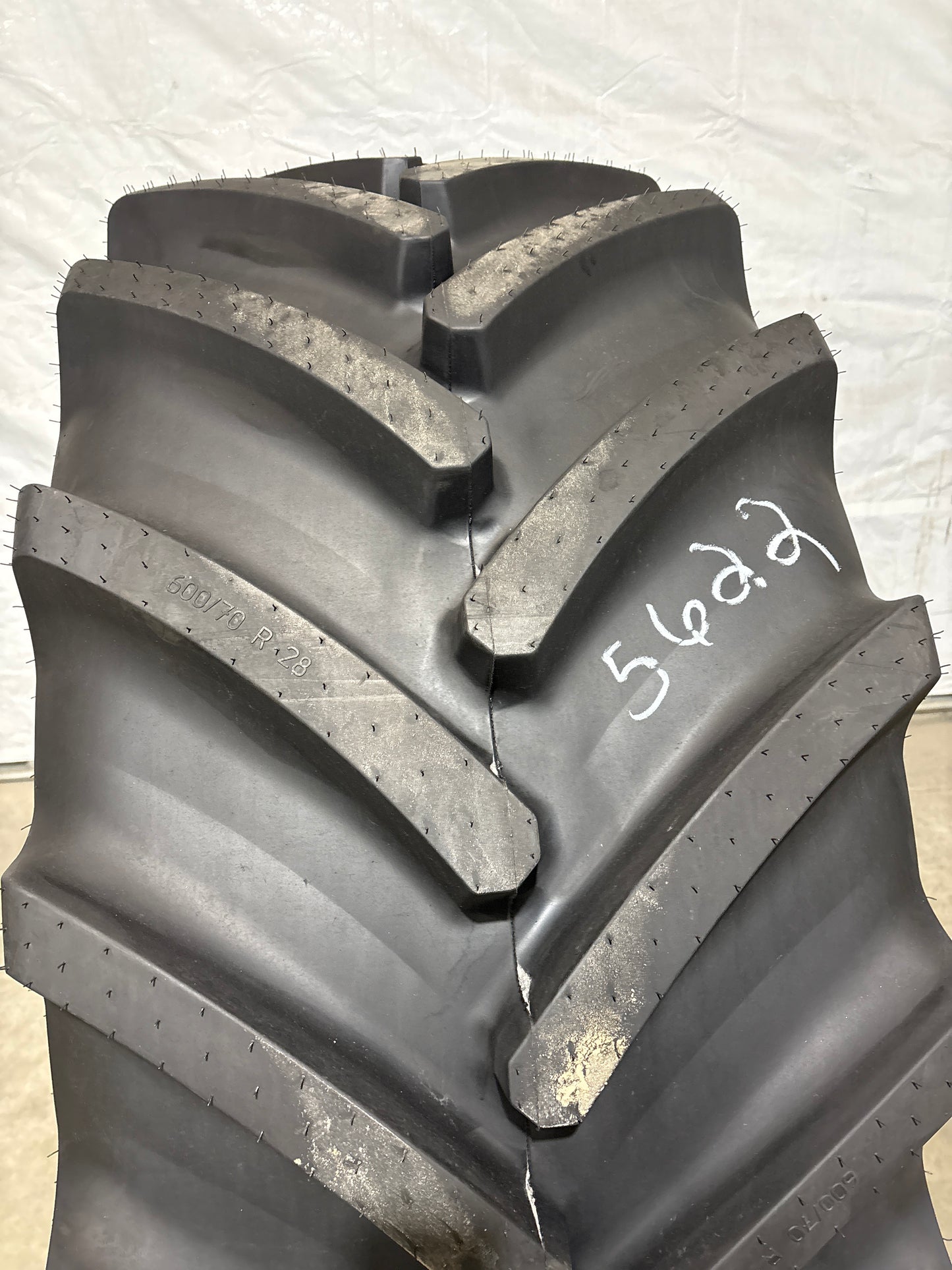 600/70R28 CONTINENTAL TRACTOR MASTER #5622