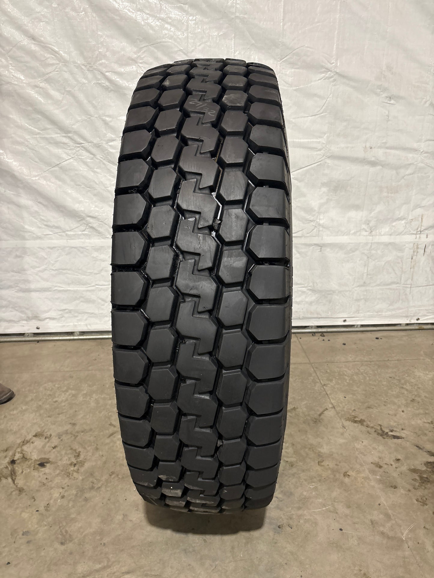 16.00R25 (445/95R25) MAXAM MS V01  #5803