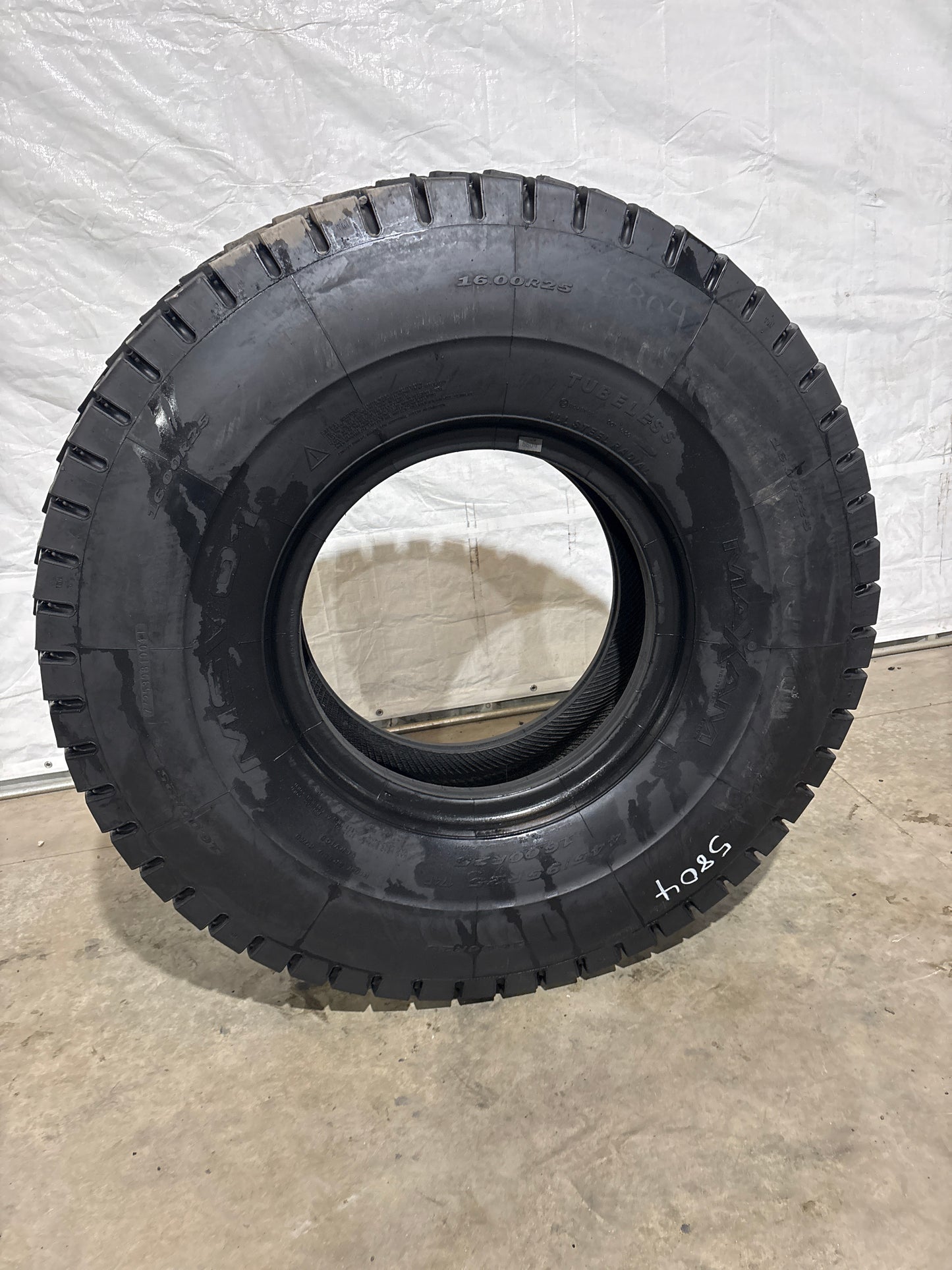 16.00R25 (445/95R25) MAXAM MS V01 #5804
