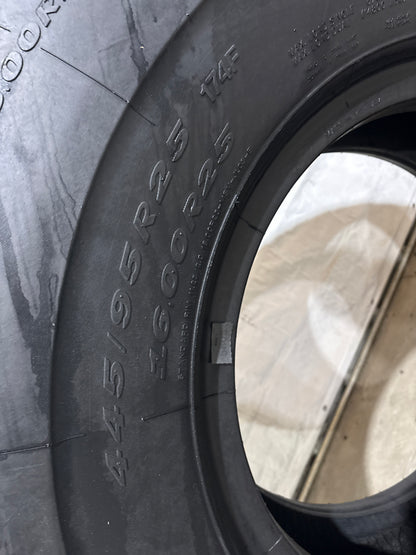 16.00R25 (445/95R25) MAXAM MS V01 #5805