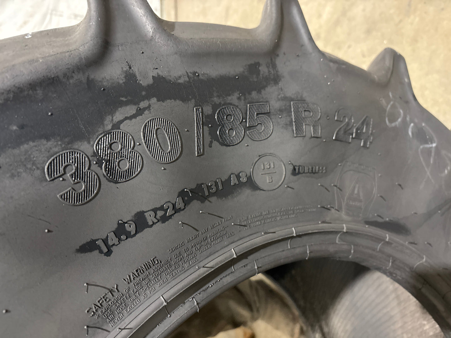380/85R24 (14.9R24) MITAS AC85 #5671