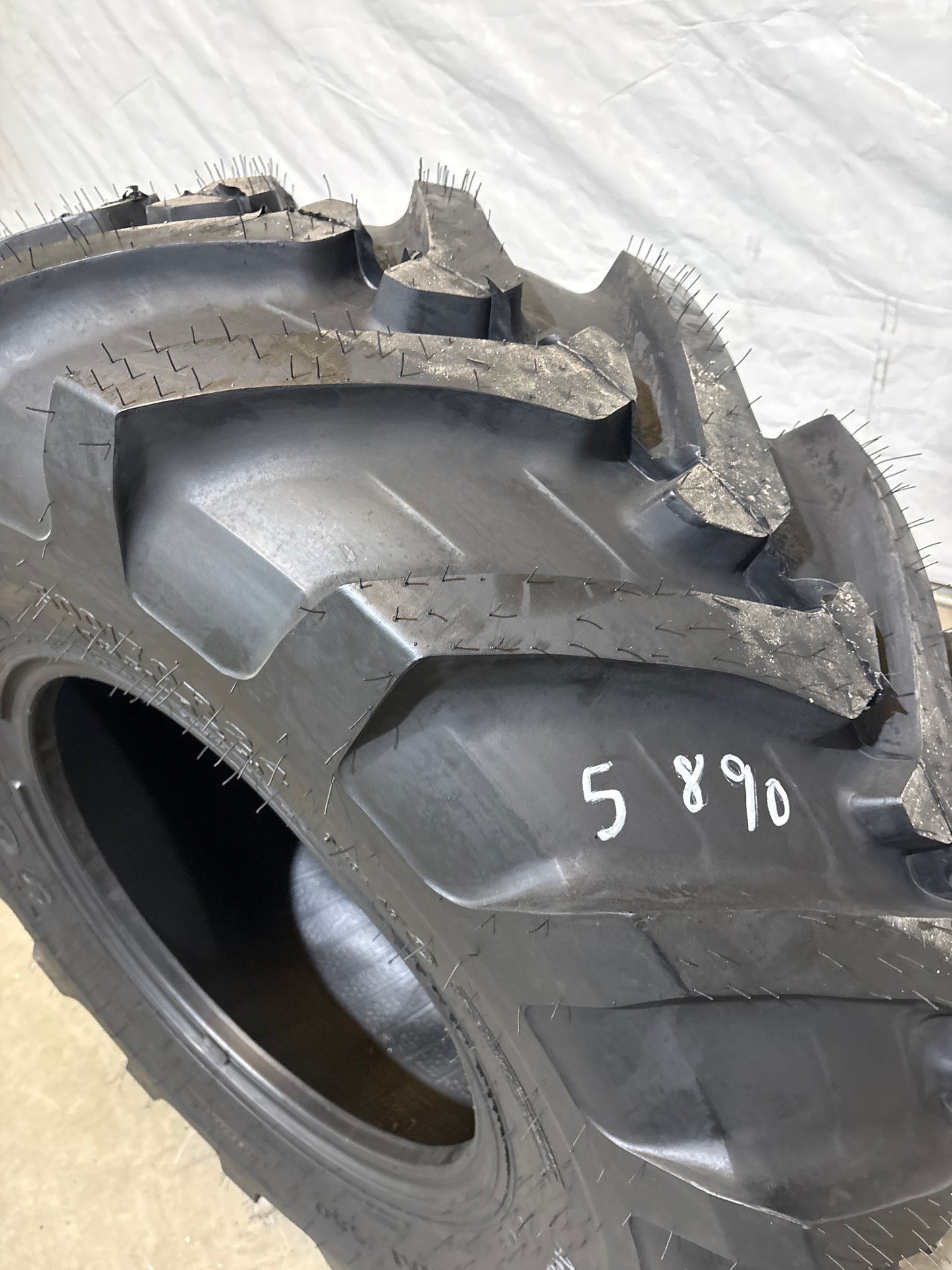 500/70R24 (19.5LR-24) GALAXY AGRO INDUSTRIAL 580 #5890