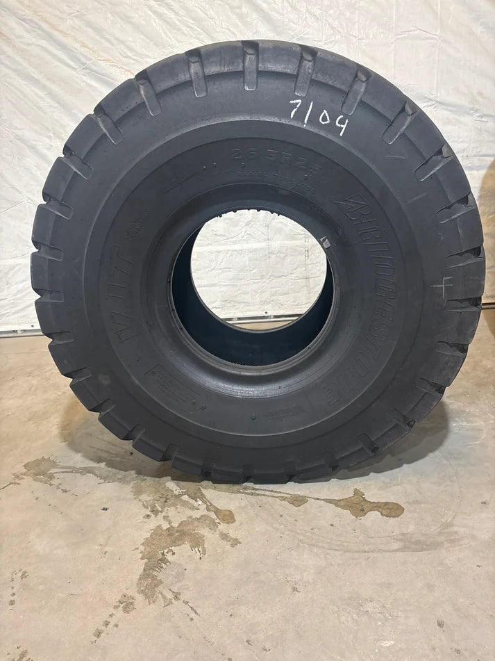 26.5R25 BRIDGESTONE V-STEEL J-TRACTION (VJT) #7104