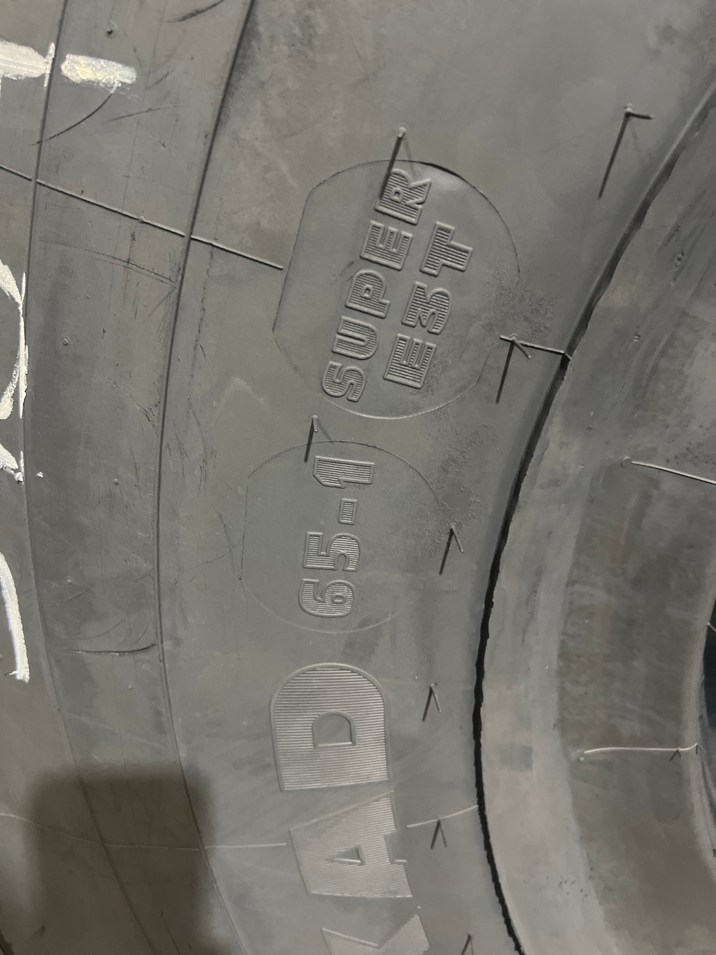 750/65R25 MICHELIN XAD 65-1 #5454