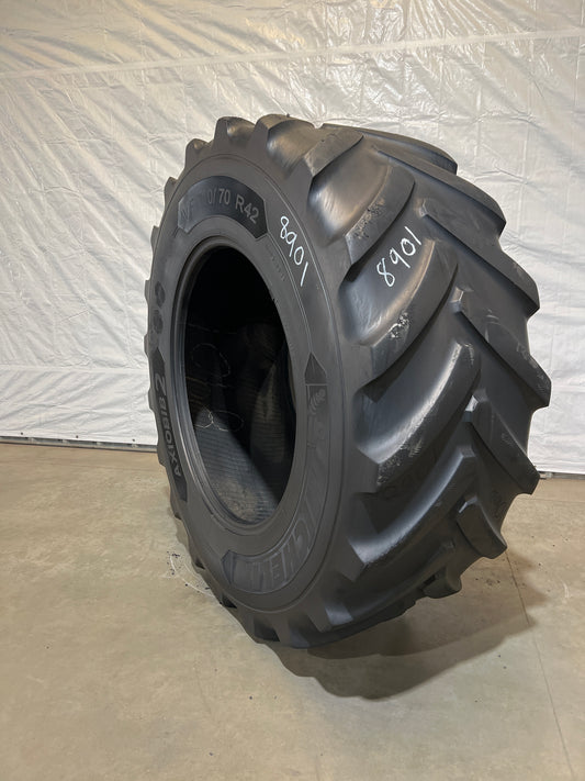 710/70R42 MICHELIN AXIOBIB 2 RADIAL TRACTOR TIRE - HIGH HP/LOW COMPACTION #8901