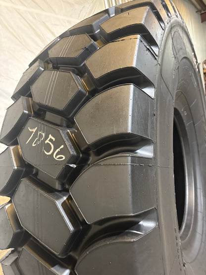 24.00R35 MAXAM MS 401 #7056