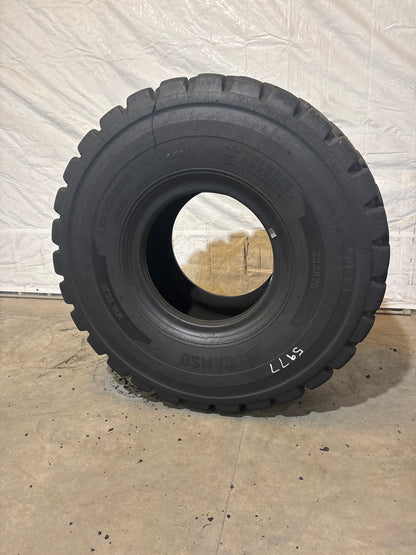 23.5R25 CAMSO WHL 553R #5977