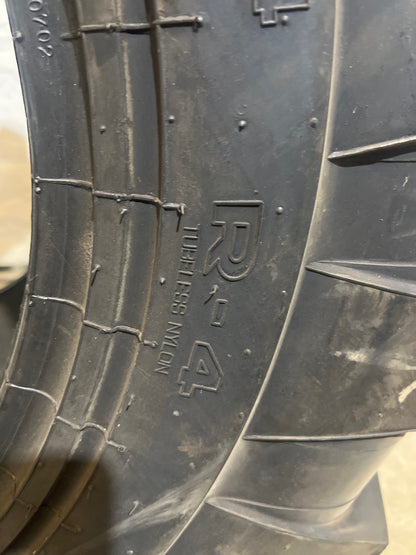 19.5L-24 SUPER MAX TRACTOR LUG #8361