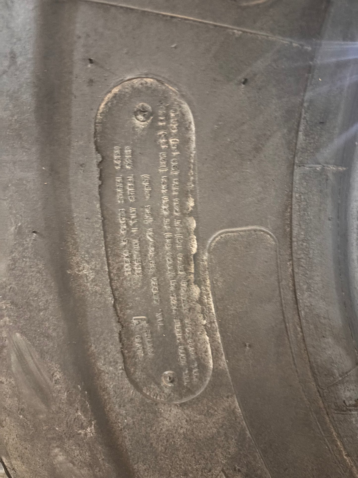 14.00R20 GOODYEAR AT-2A UNI-STEEL #7106