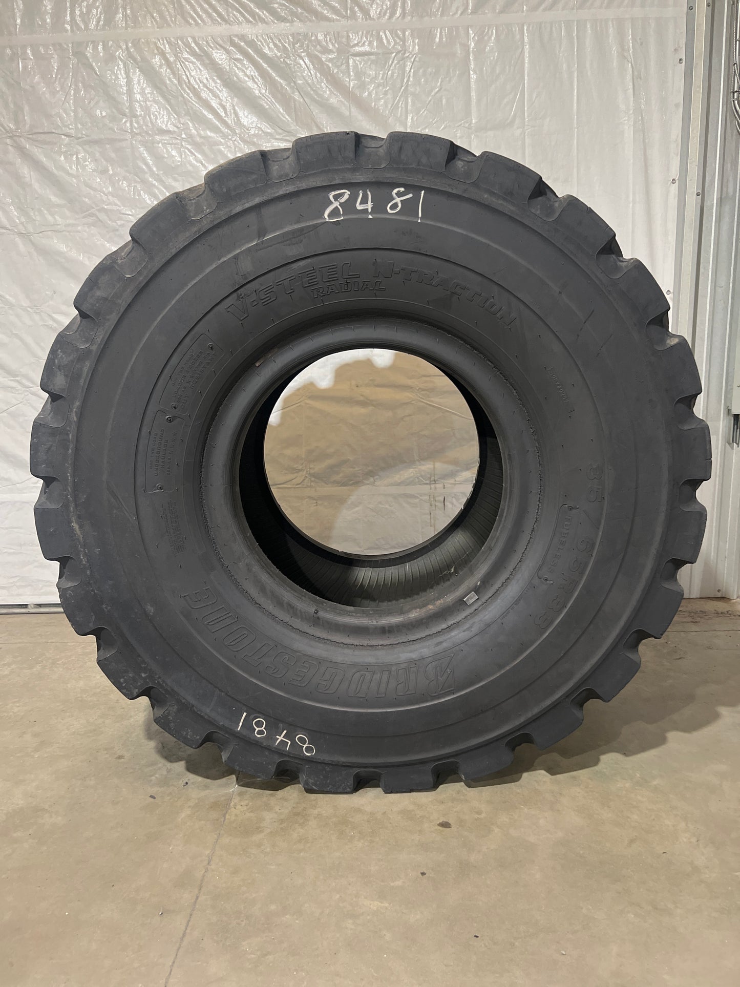 35/65R33 BRIDGESTONE V STEEL N TRACTION #8481