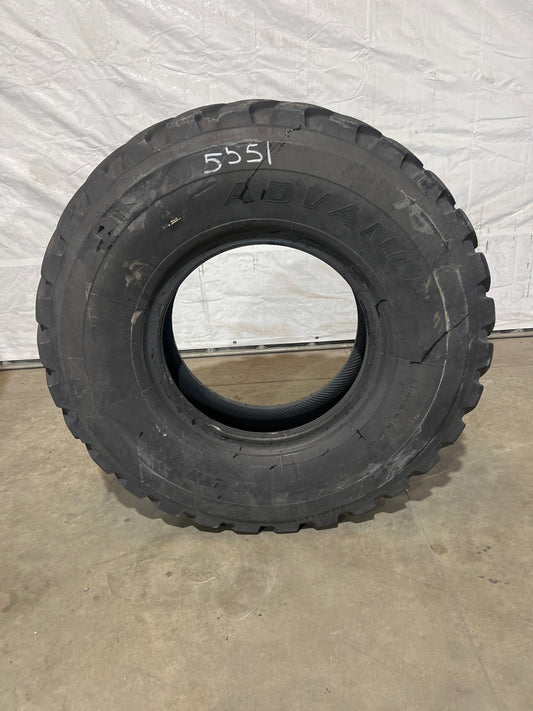 14.00R24 ADVANCE GLR82-E2 #5551