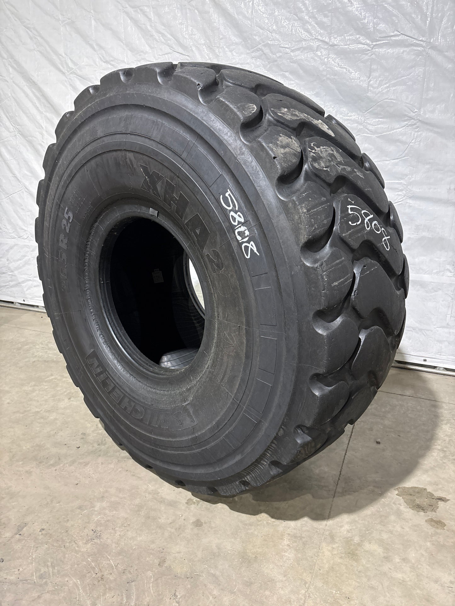 26.5R25 MICHELIN XHA2 #5808