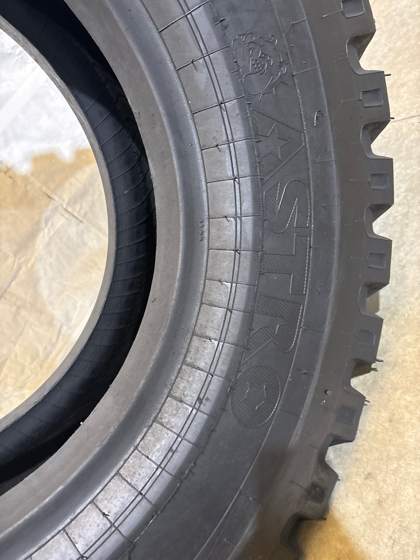 14.00-24 ASTRO ROCK LUG   24 PLY #8971