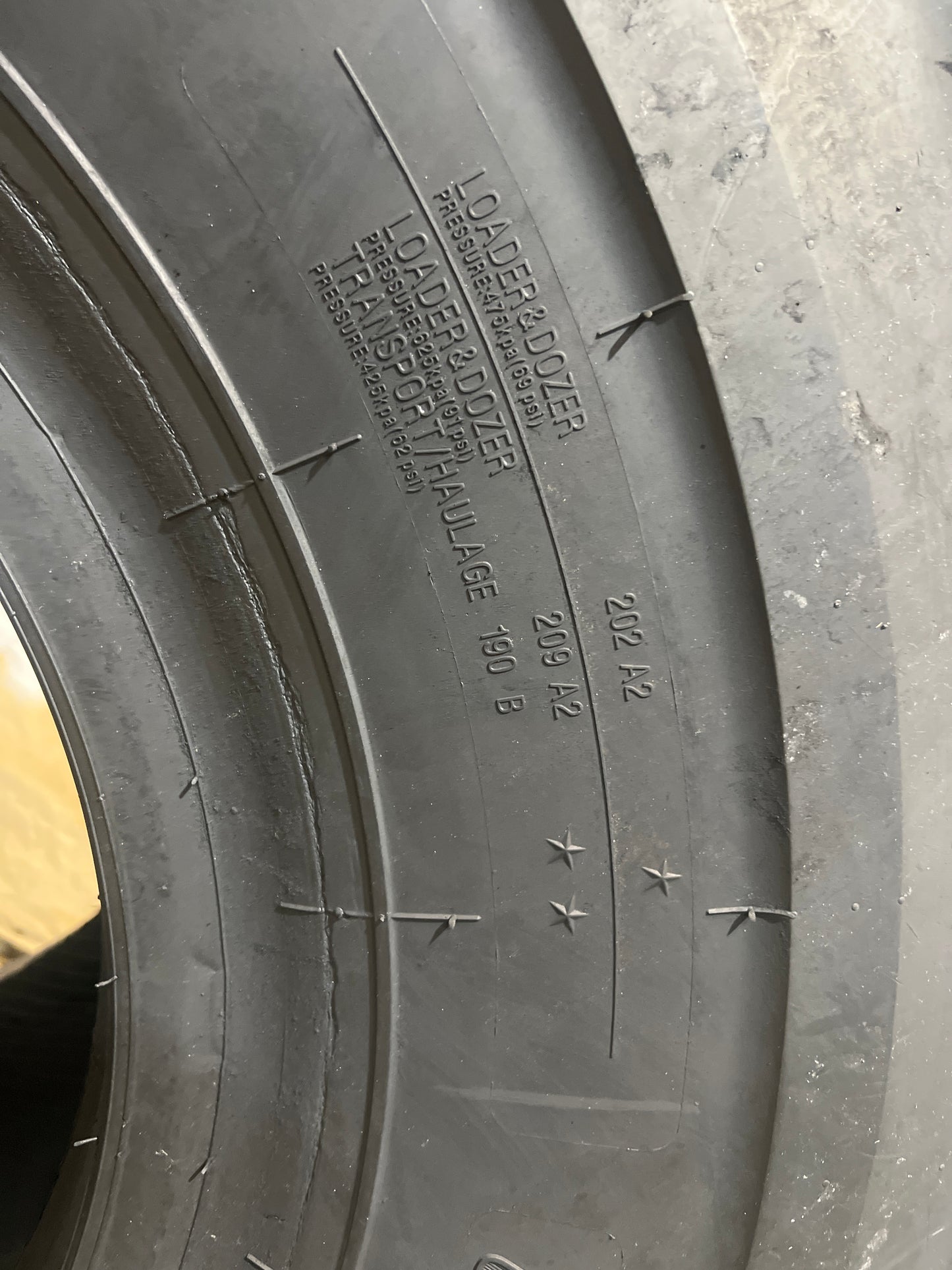750/65R25 ADVANCE GLR-06 #5468