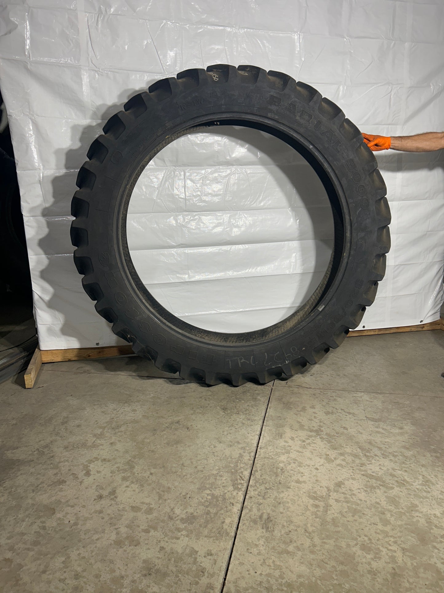 320/90R50 FIRESTONE RADIAL 9000