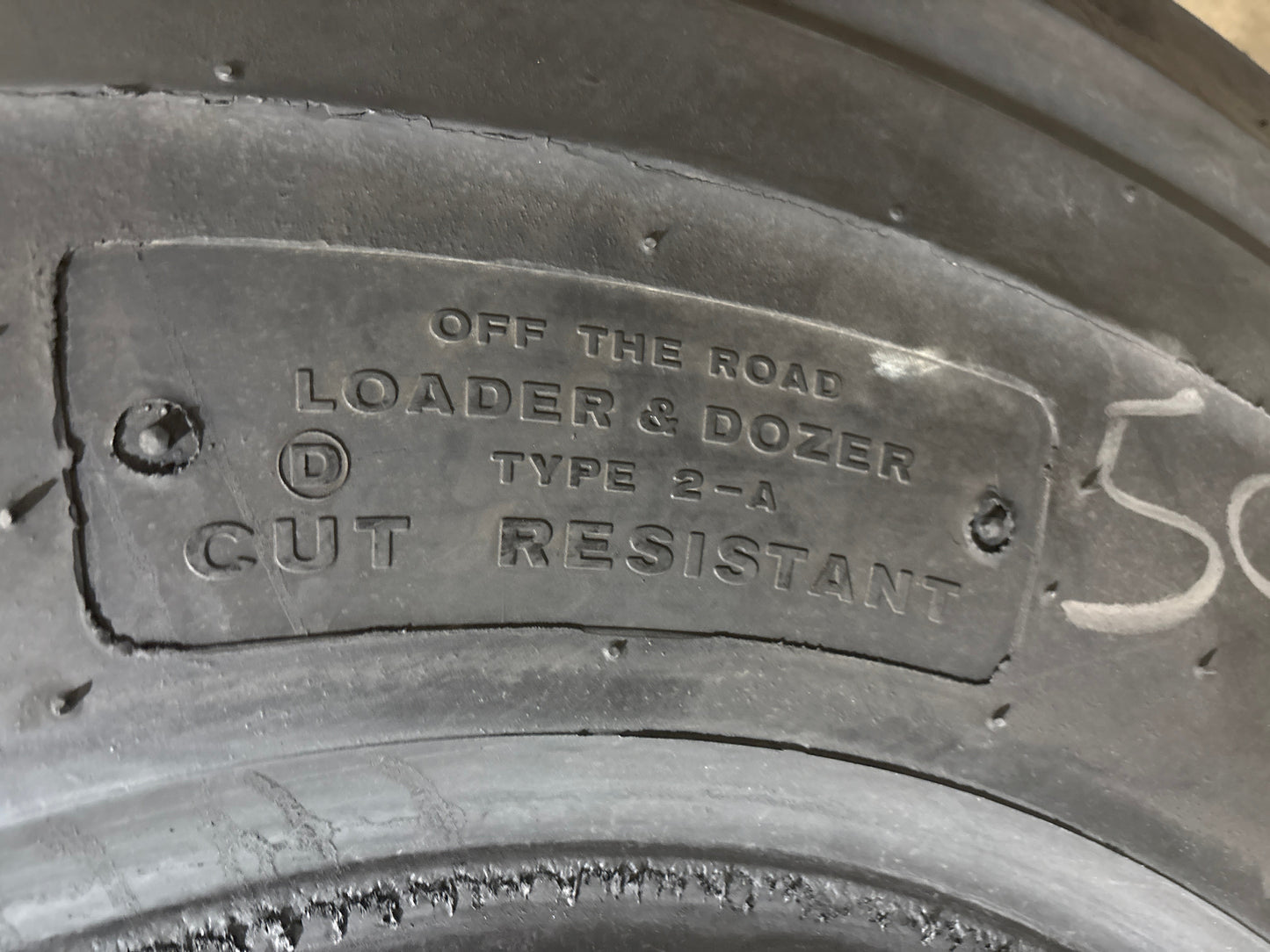 23.5R25 BRIDGESTONE V-STEEL M-TRACTION #5933