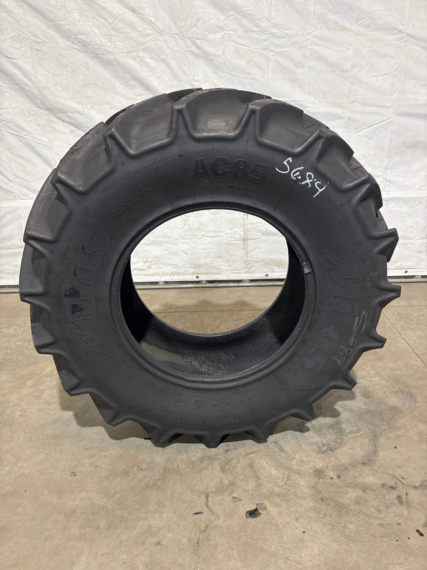380/85R24 (14.9R24) MITAS AC85 #5689