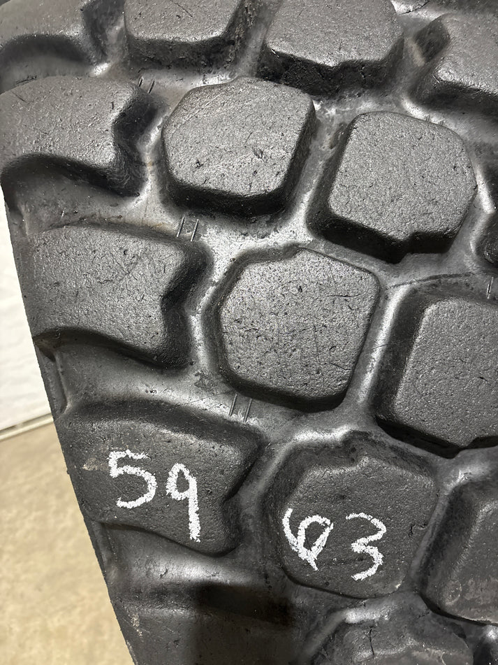 23.5R25 MAXAM MS 330 #5963
