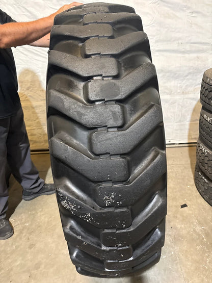 16.00-24 DENMAN ROAD GRADER 16 PLY #7091