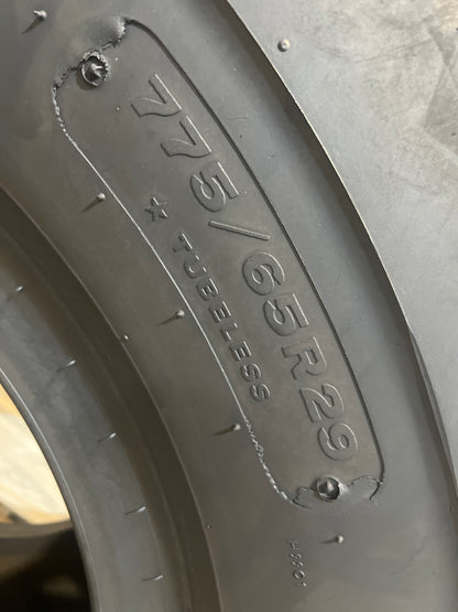 775/65R29 BRIDGESTONE V-STEEL TRACTION #5478