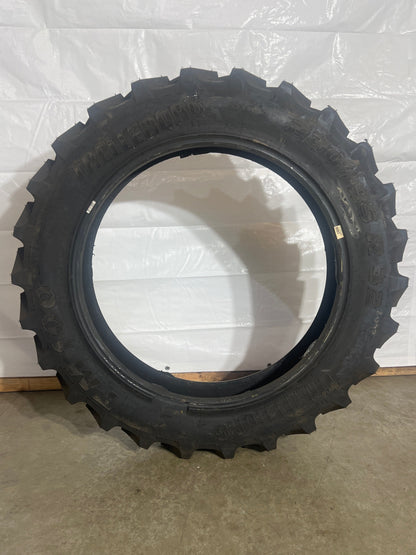 230/95R32 TRELLEBORG TM100