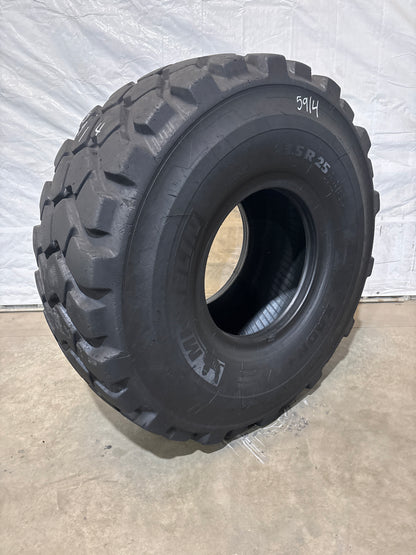 23.5R25 MICHELIN XADN+ #5914
