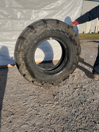 12.00R24 BRIDGESTONE M LUG S FORKLIFT 16 PLY