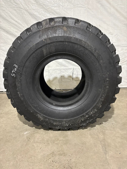 23.5R25 MAXAM MS 330 #5963