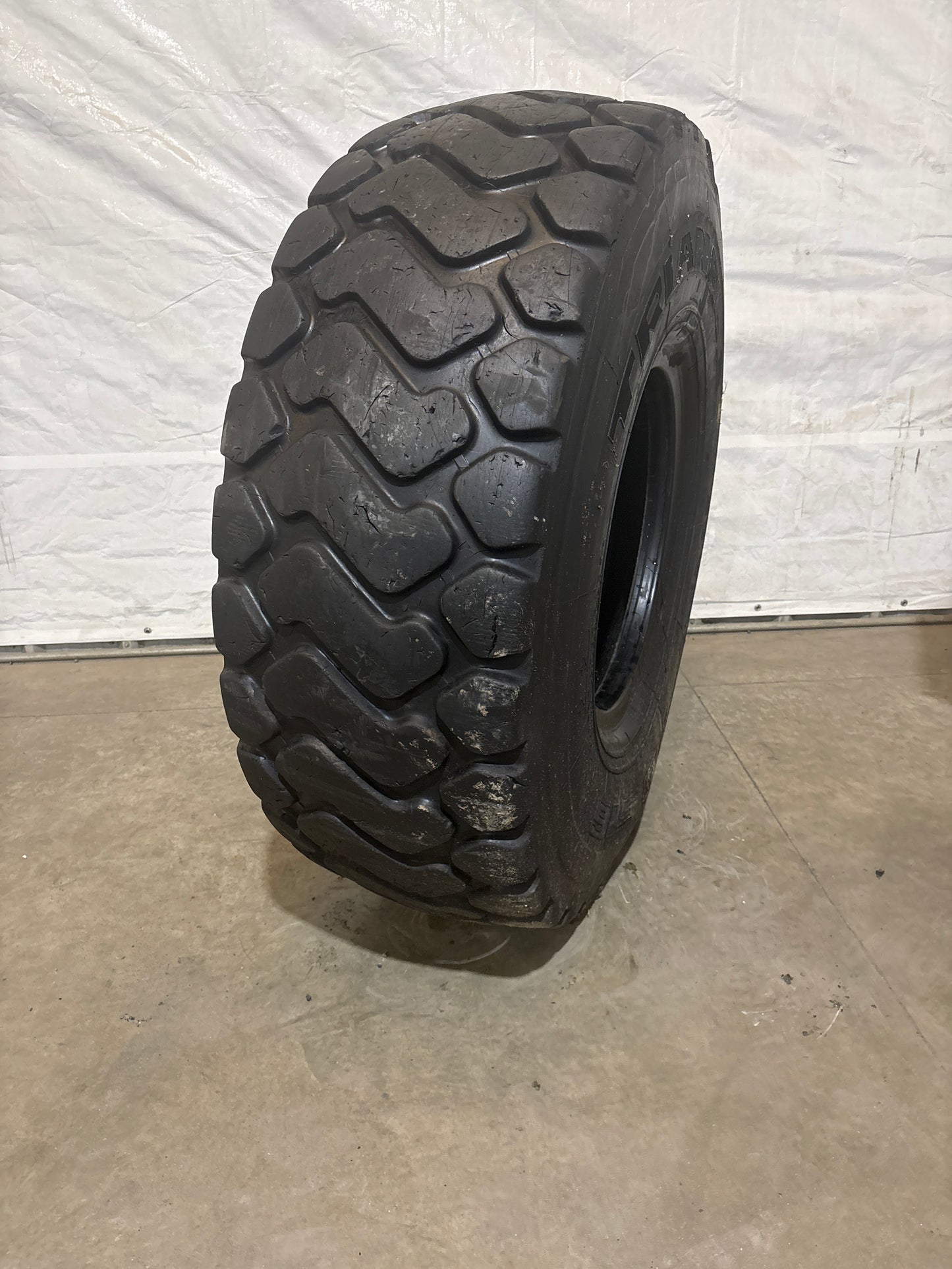 20.5R25 TRIANGLE TB 516 #5970