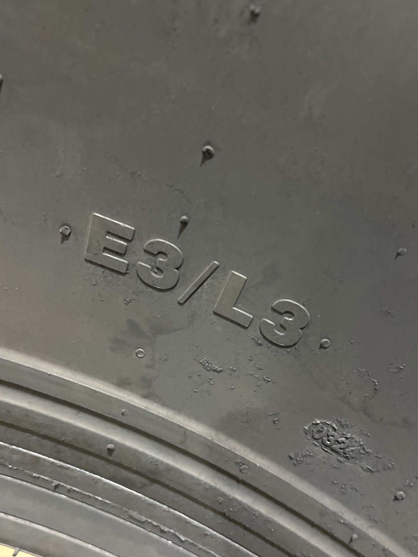 26.5-25 MAXAM MS913 #5518