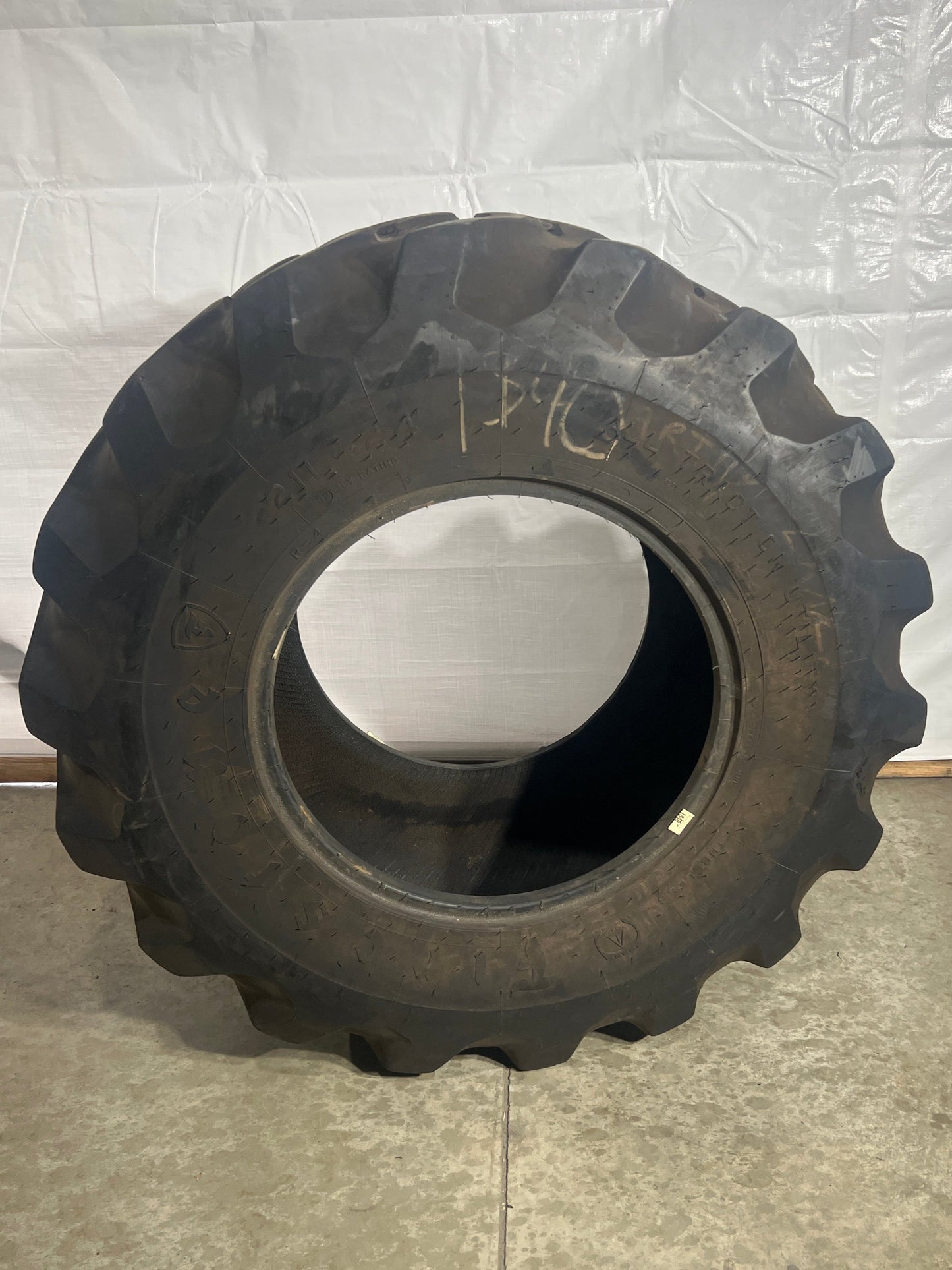 21L-24 FIRESTONE ALL TRAC UTILITY