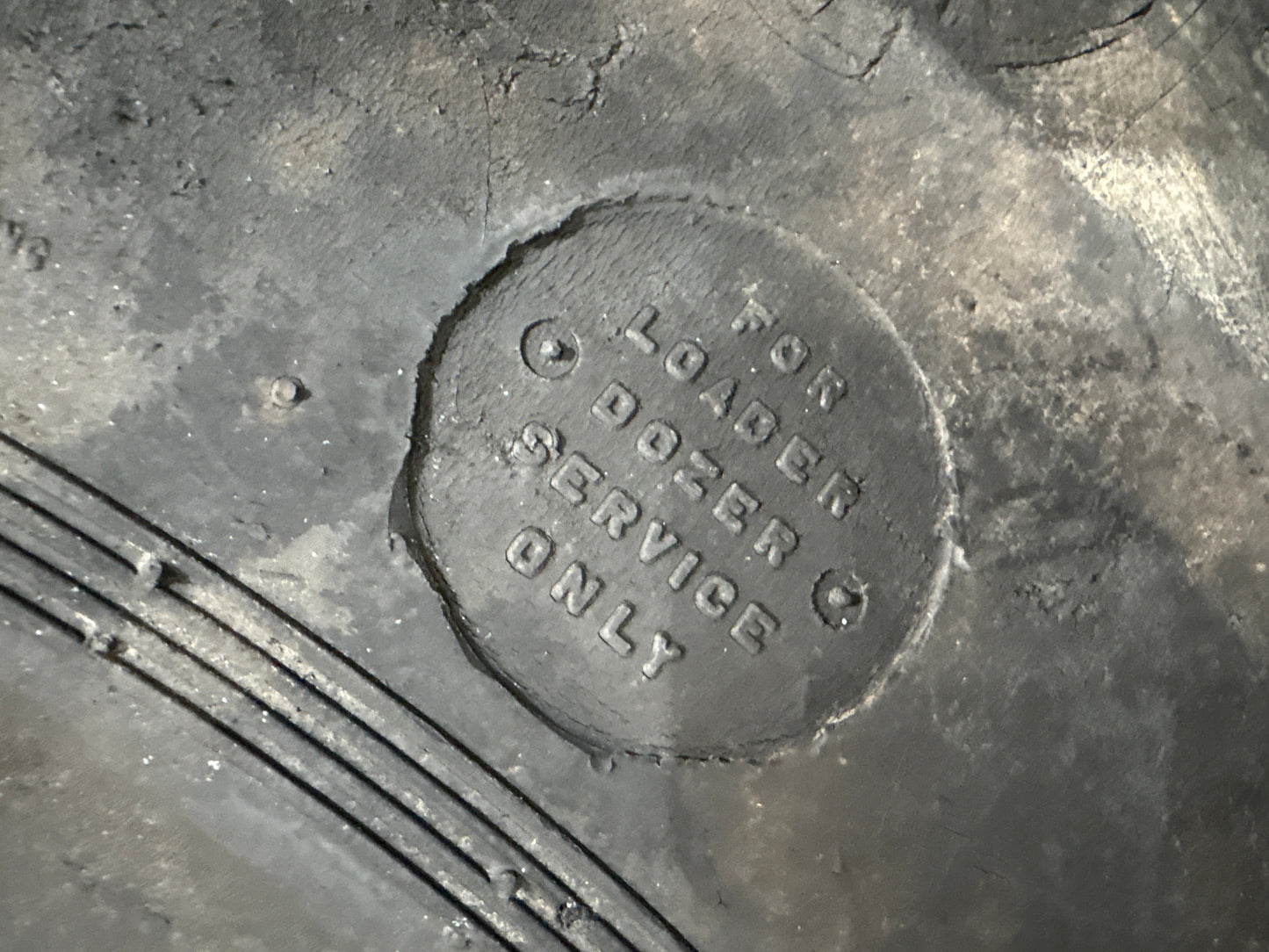 29.5-25 FIRESTONE SUPER DEEP TREAD #5561
