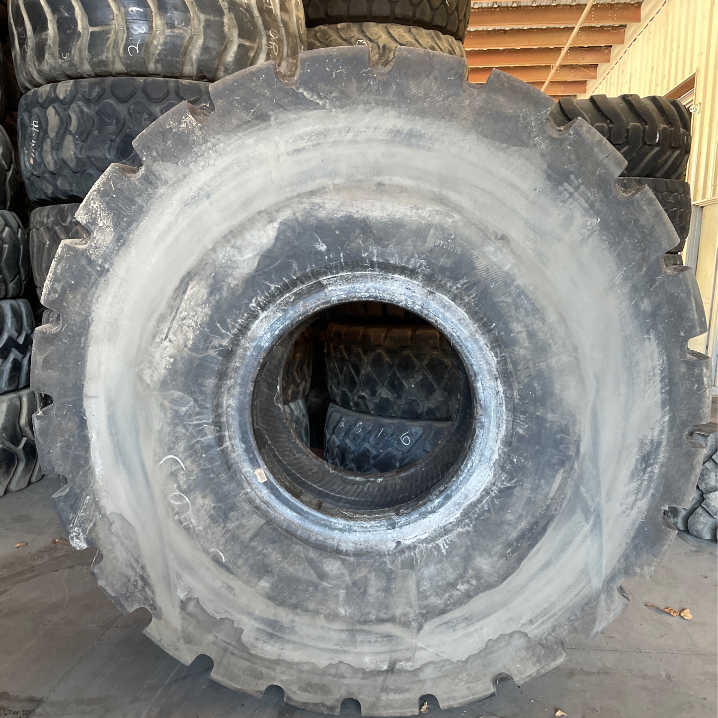 29.5R25  MICHELIN XTXL