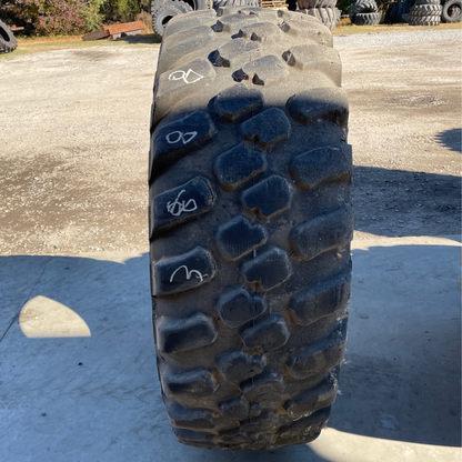 20.5R25 FIRESTONE VERSA BUILT AT