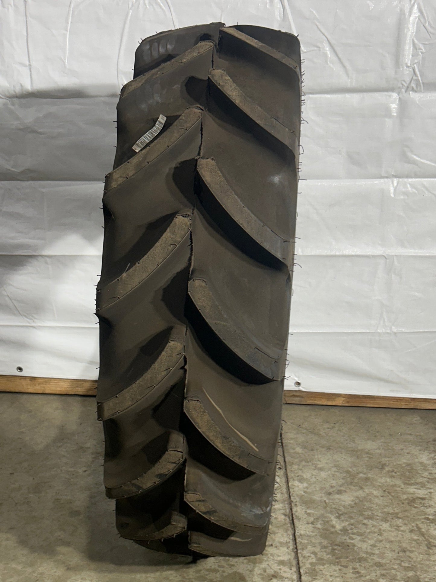 340/85R24 FIRESTONE PERFORMER 85