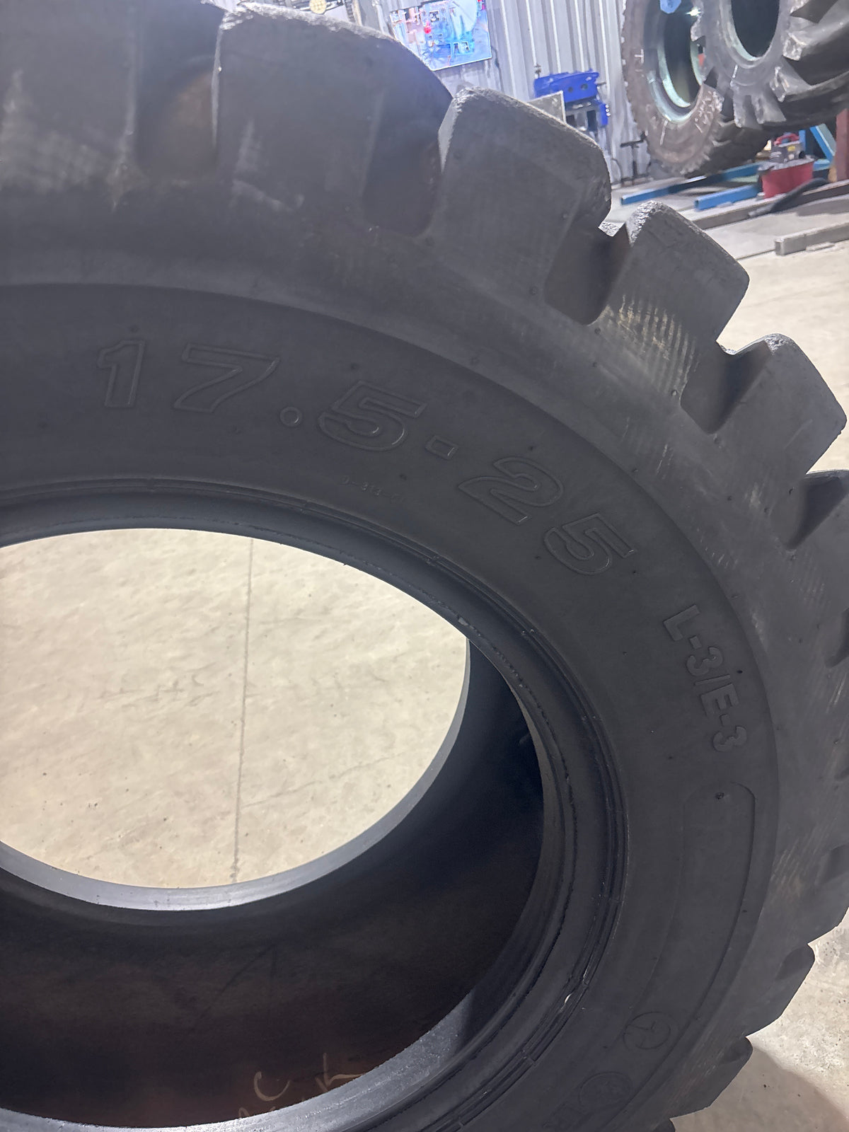500/70R24 FIRSTONE DURA FORCE #7228
