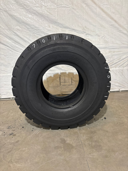20.5R25 BRIDGESTONE V-STEEL M-TRACTION #7011