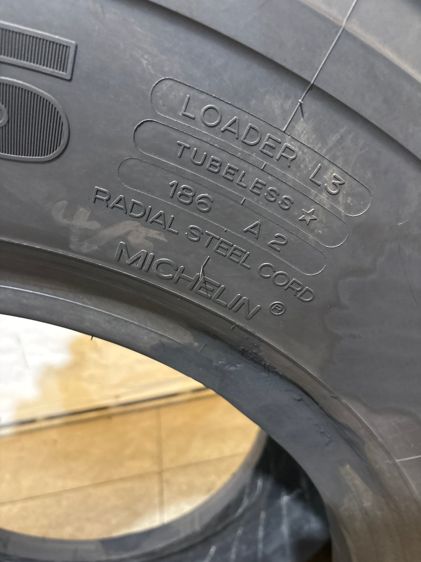 20.5R25 MICHELIN XHA2 #5940