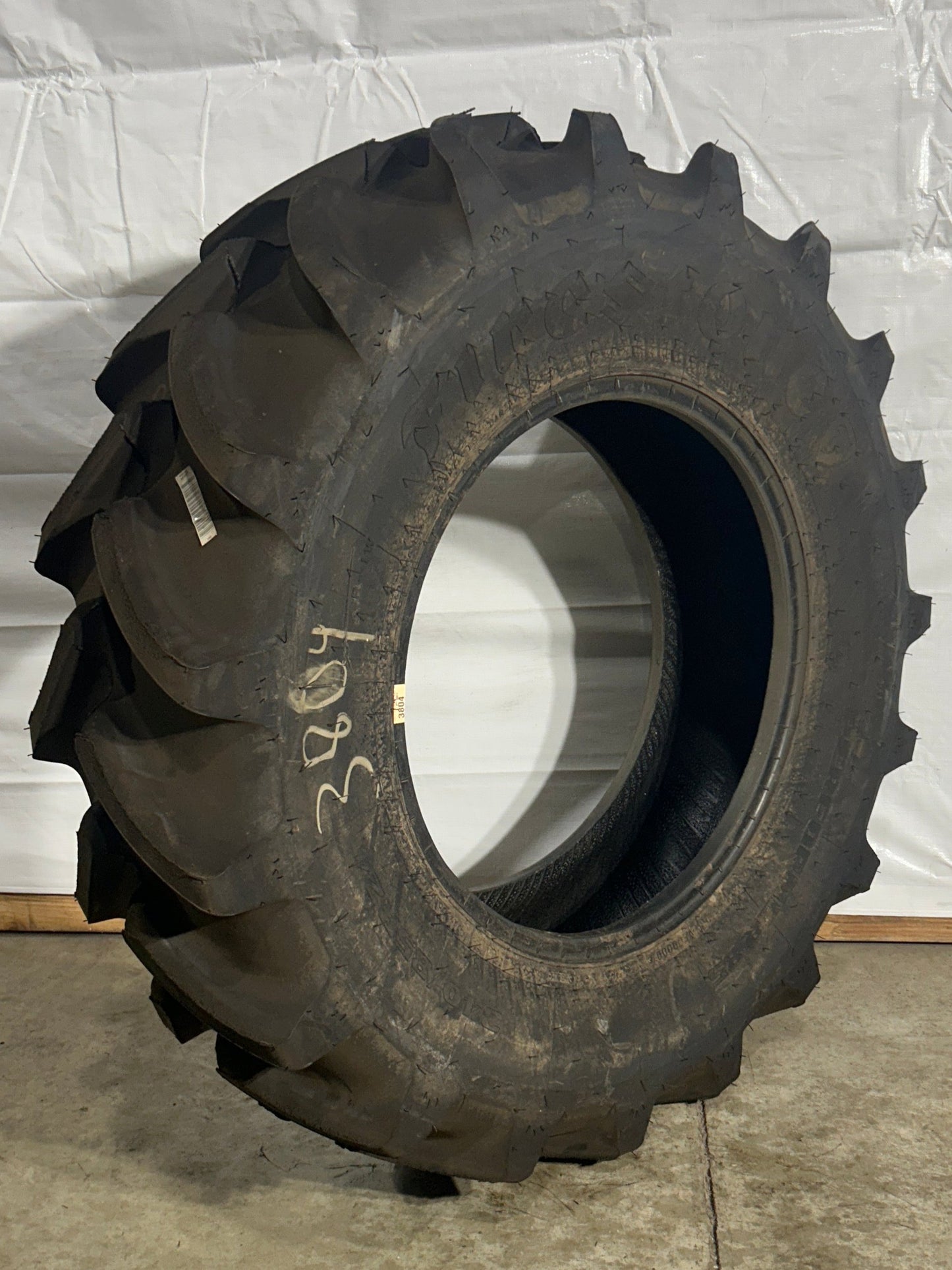 340/85R24 (13.6R24) FIRESTONE PERFORMER 85