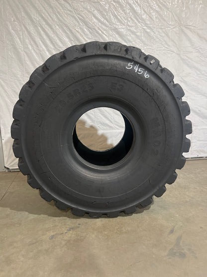 29.5R25 MAGNA MA02 #5456