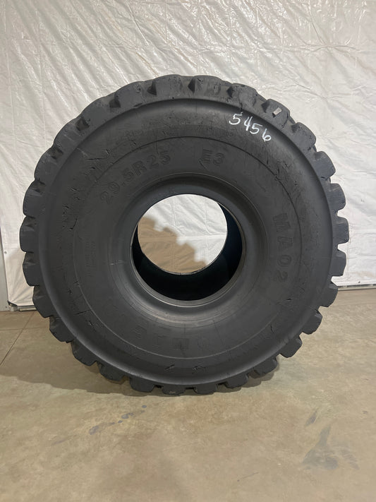 29.5R25 MAGNA MA02 #5456