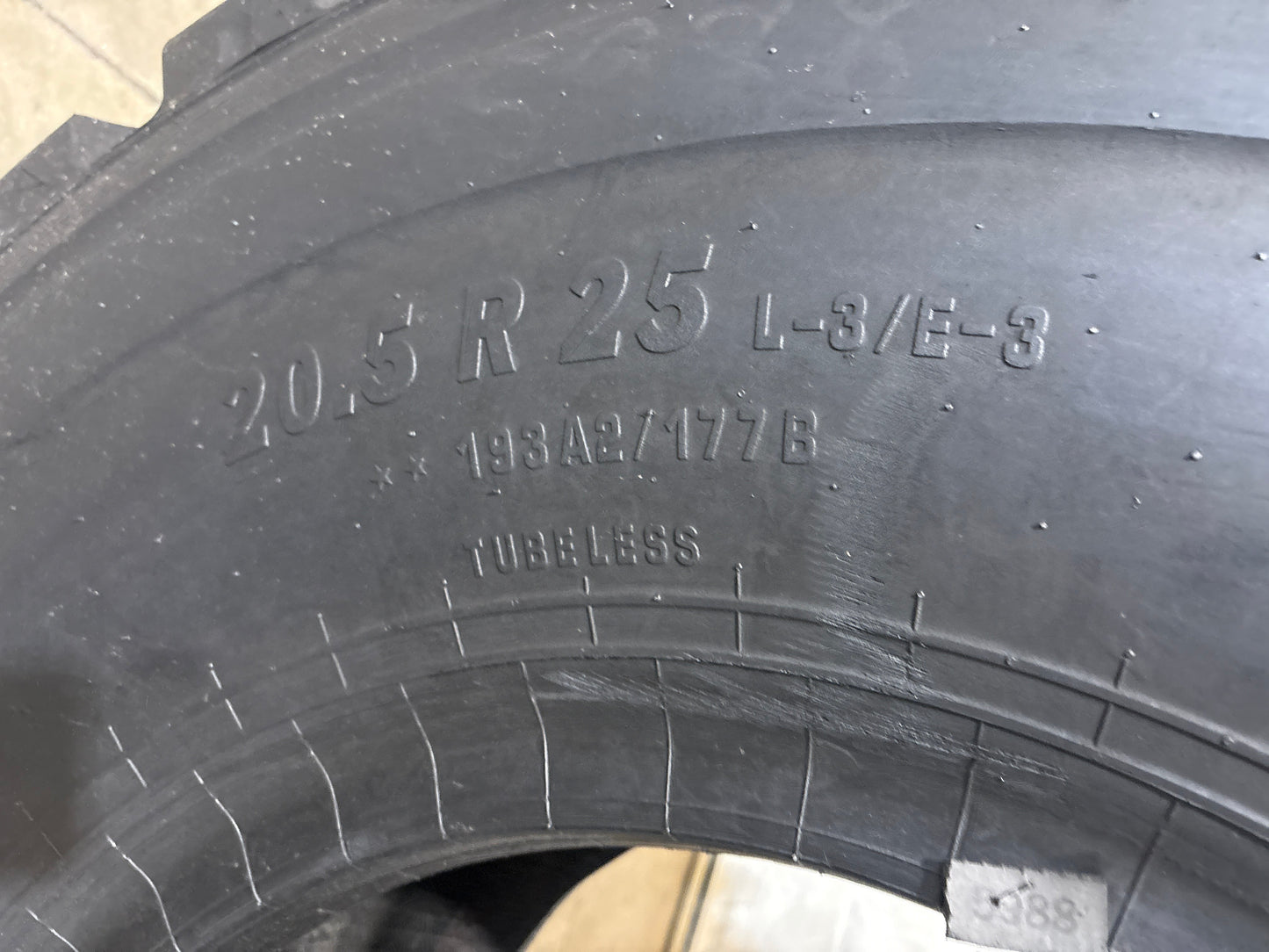 20.5R25 GALAXY LDSR 300 #5988