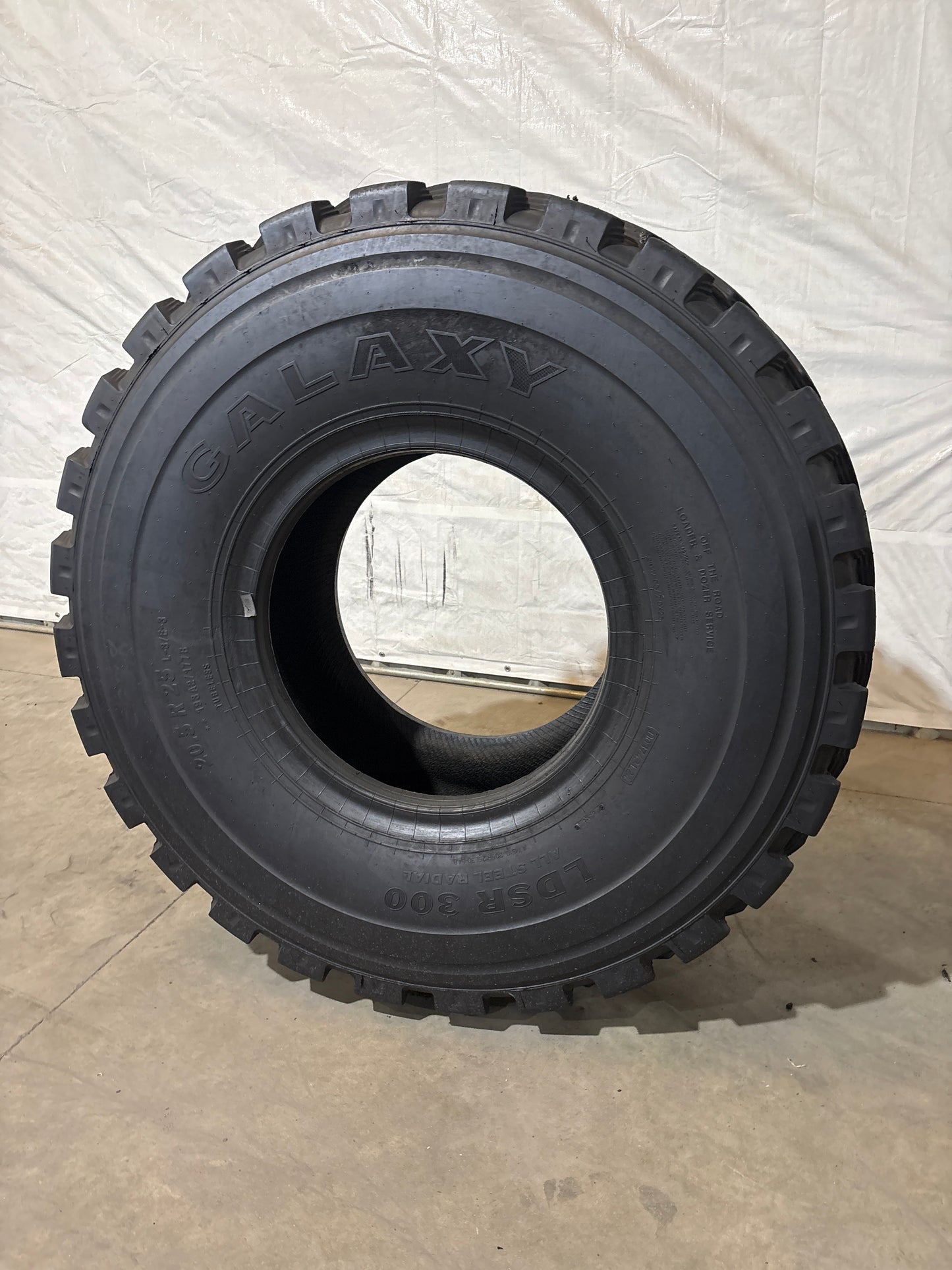 20.5R25 GALAXY LDSR 300 #5988