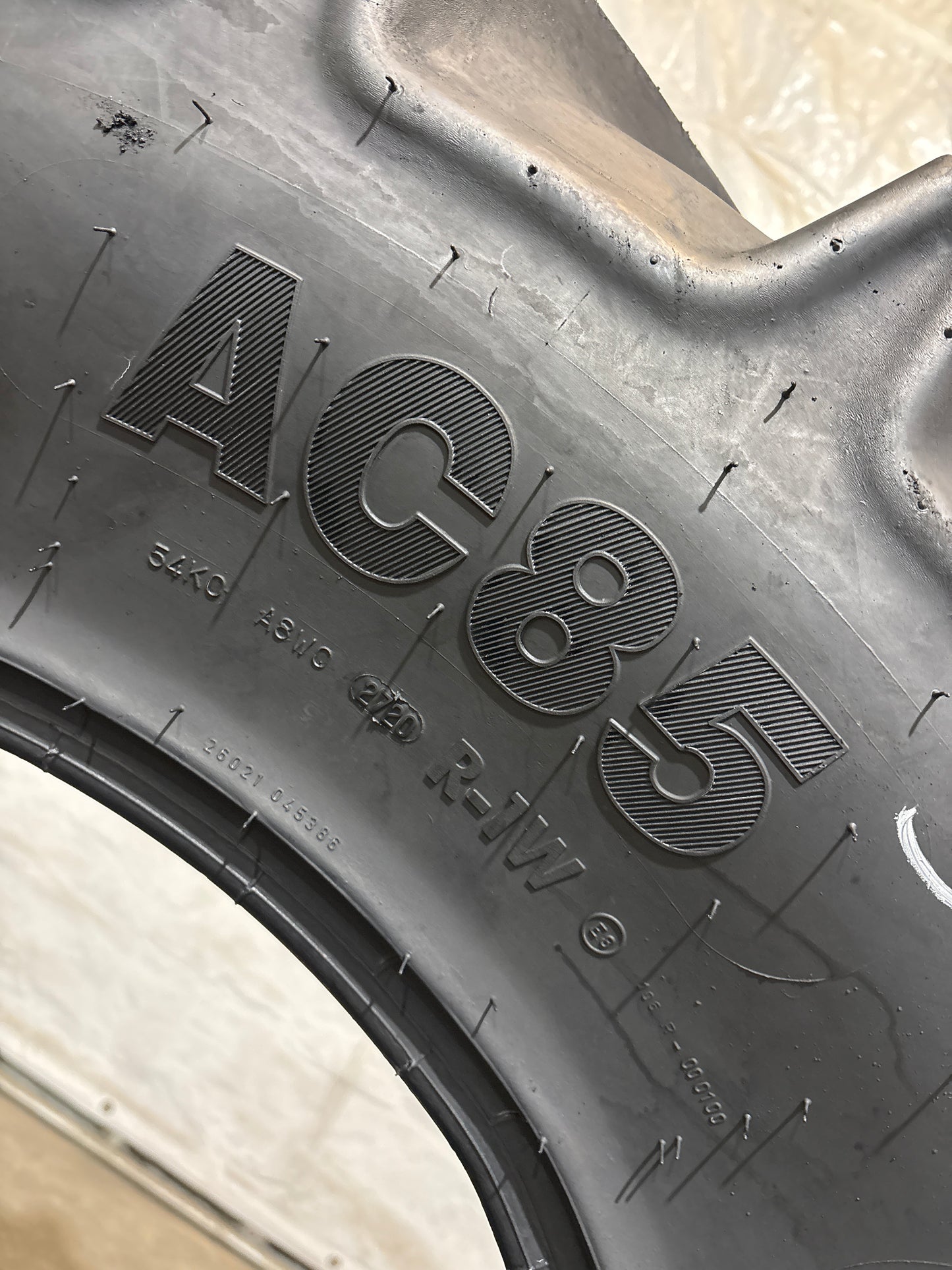 380/85R24 (14.9R24) MITAS AC85 #5689