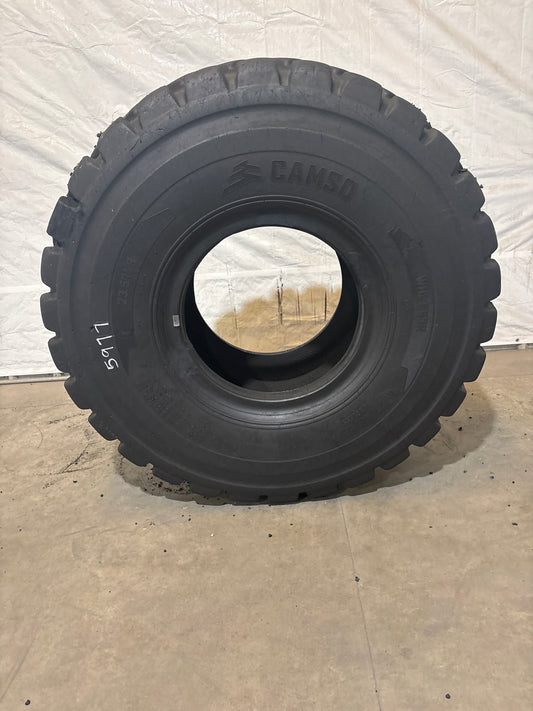 23.5R25 CAMSO WHL 553R #5977