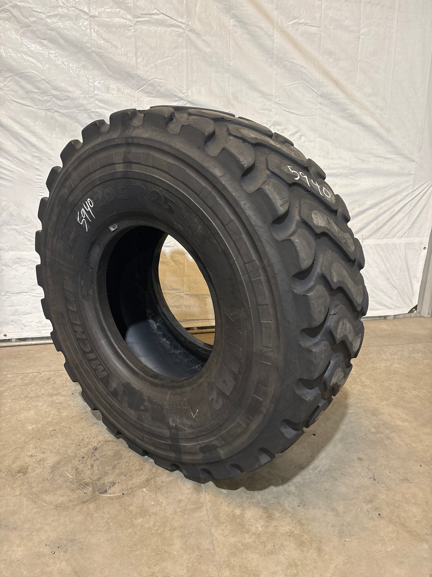 20.5R25 MICHELIN XHA2 #5940